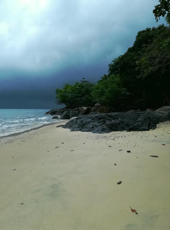 Simukut Place Kampong Pasir Sanang Burong Exterior foto